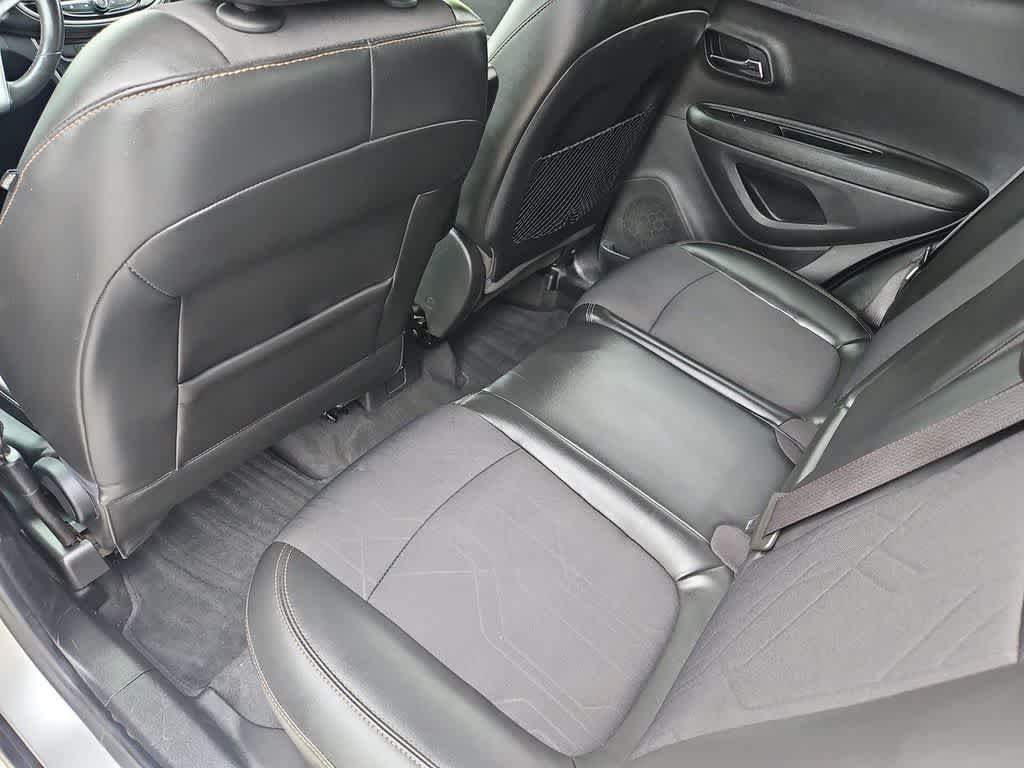 Thumbnail: 2020 Chevrolet Trax - 19