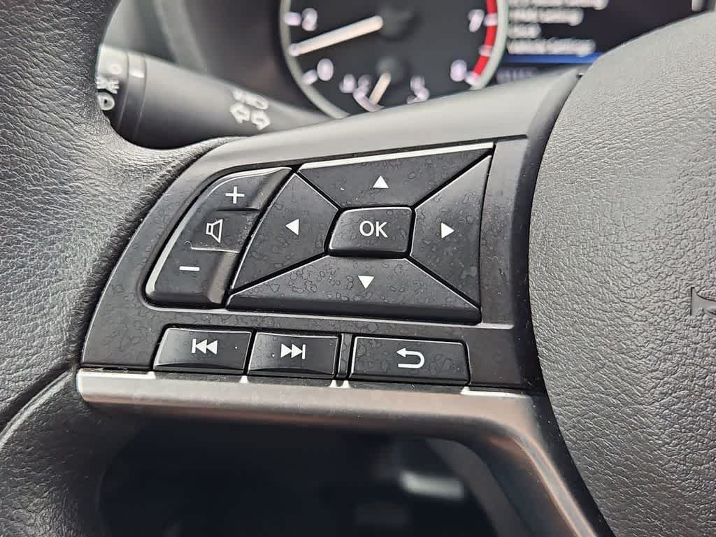 Thumbnail: 2024 Nissan Sentra - 24