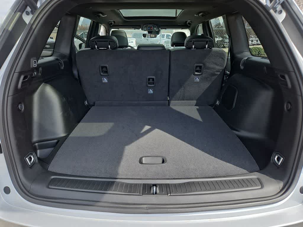 Thumbnail: 2026 Jeep Grand Cherokee - 35