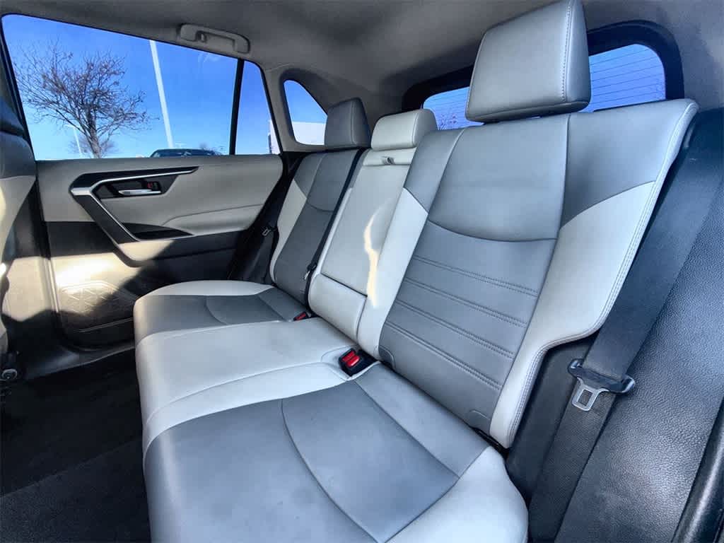 Thumbnail: 2021 Toyota RAV4 - 13