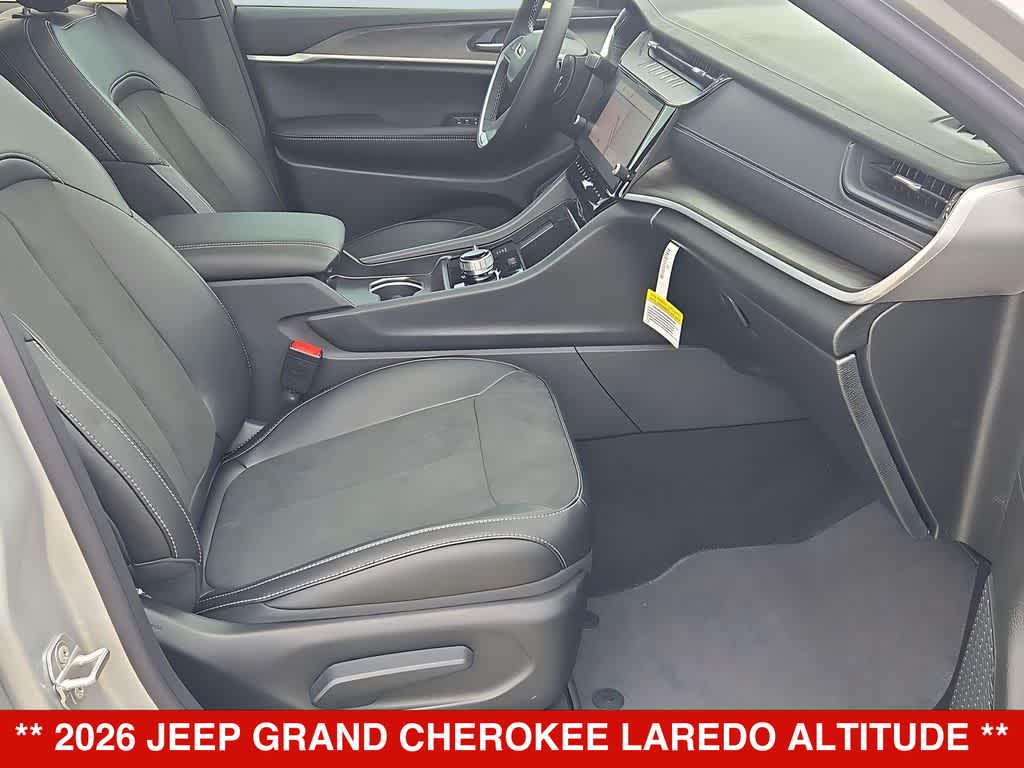 Thumbnail: 2026 Jeep Grand Cherokee - 24
