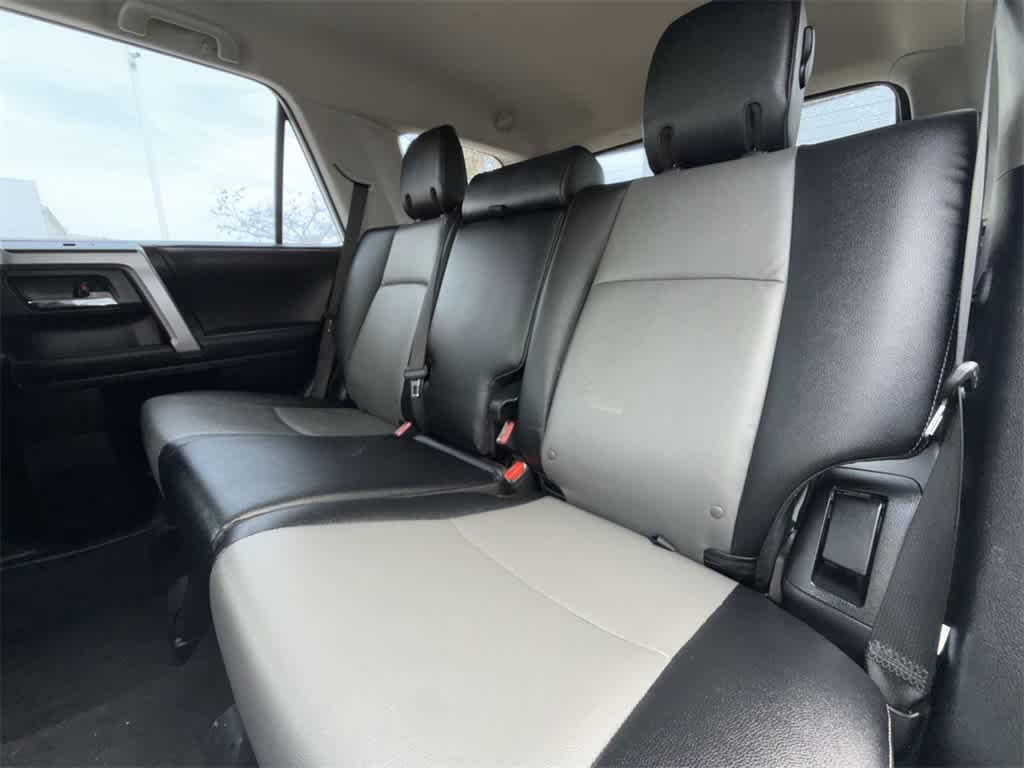 Thumbnail: 2024 Toyota 4Runner - 12