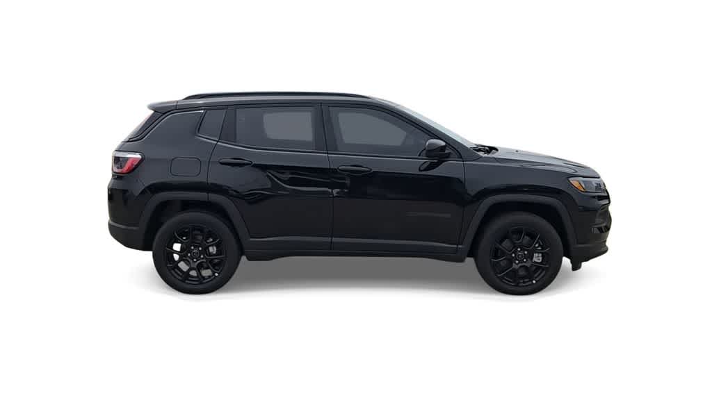 Thumbnail: 2026 Jeep Compass - 9