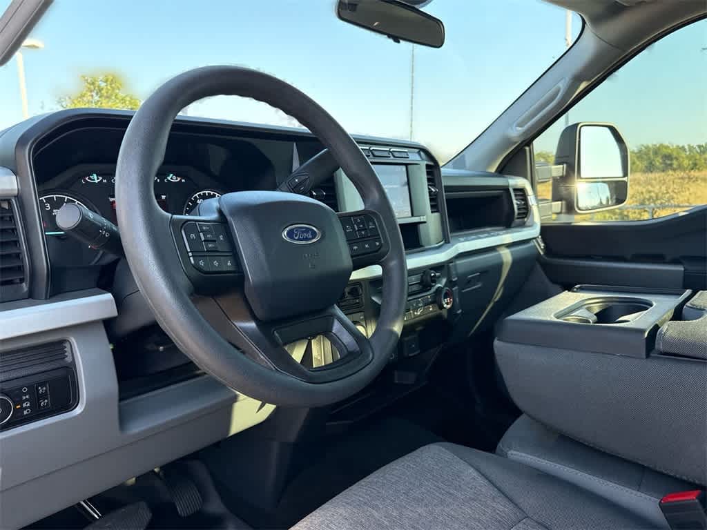 2024 Ford F-250 XL photo 2