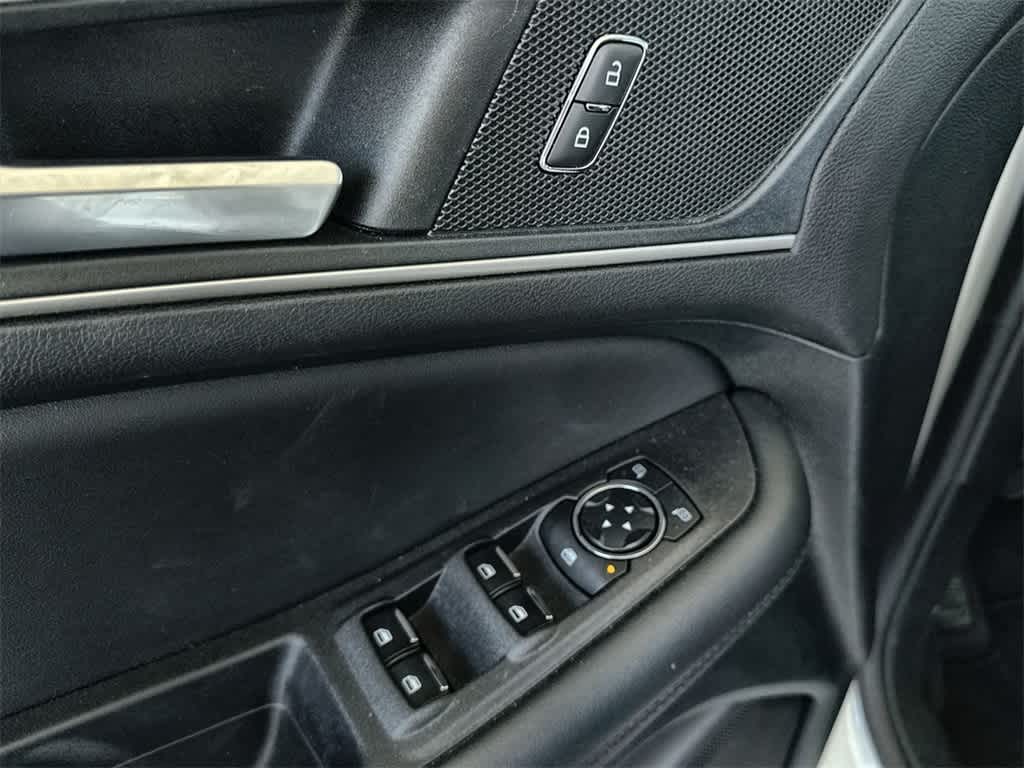 Thumbnail: 2024 Ford Edge - 23