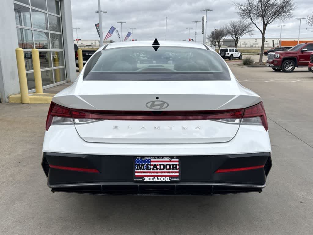 Thumbnail: 2025 Hyundai Elantra - 5