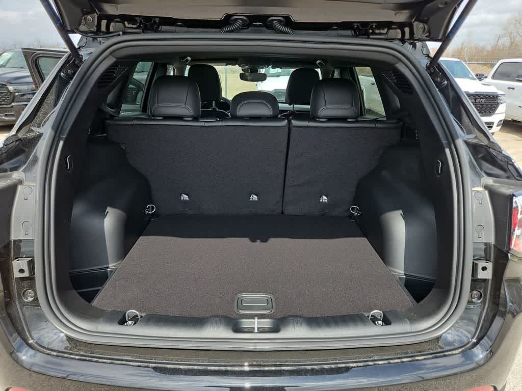 Thumbnail: 2026 Jeep Compass - 33