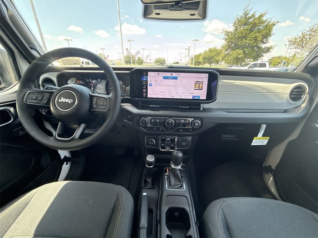 Thumbnail: 2025 Jeep Wrangler - 14