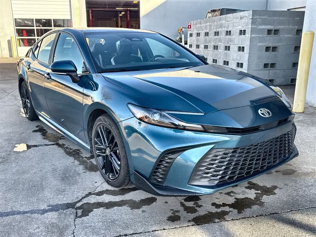 Thumbnail: 2025 Toyota Camry - 6