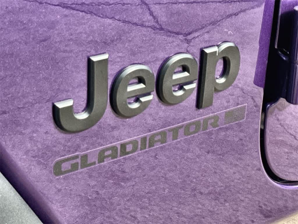 Thumbnail: 2026 Jeep Gladiator - 8