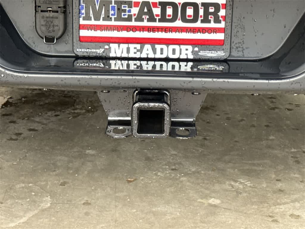 Thumbnail: 2025 Jeep Gladiator - 22