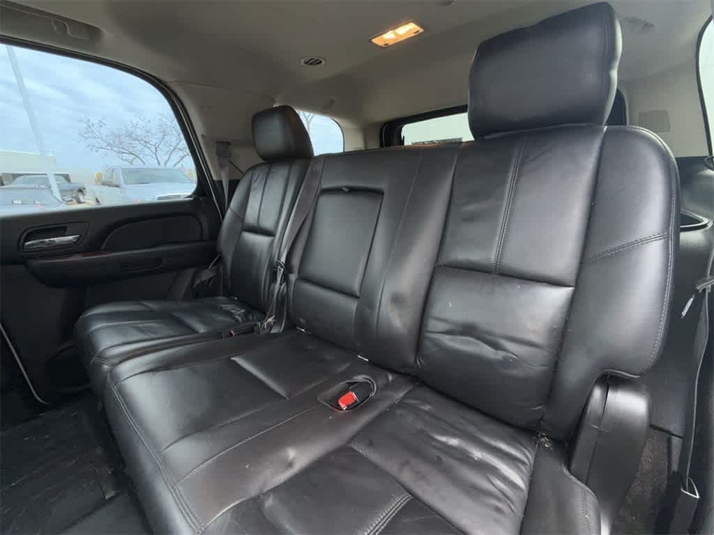 Thumbnail: 2011 Chevrolet Tahoe - 11