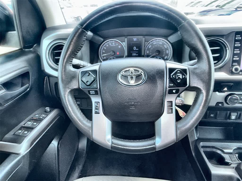 Thumbnail: 2022 Toyota Tacoma - 17