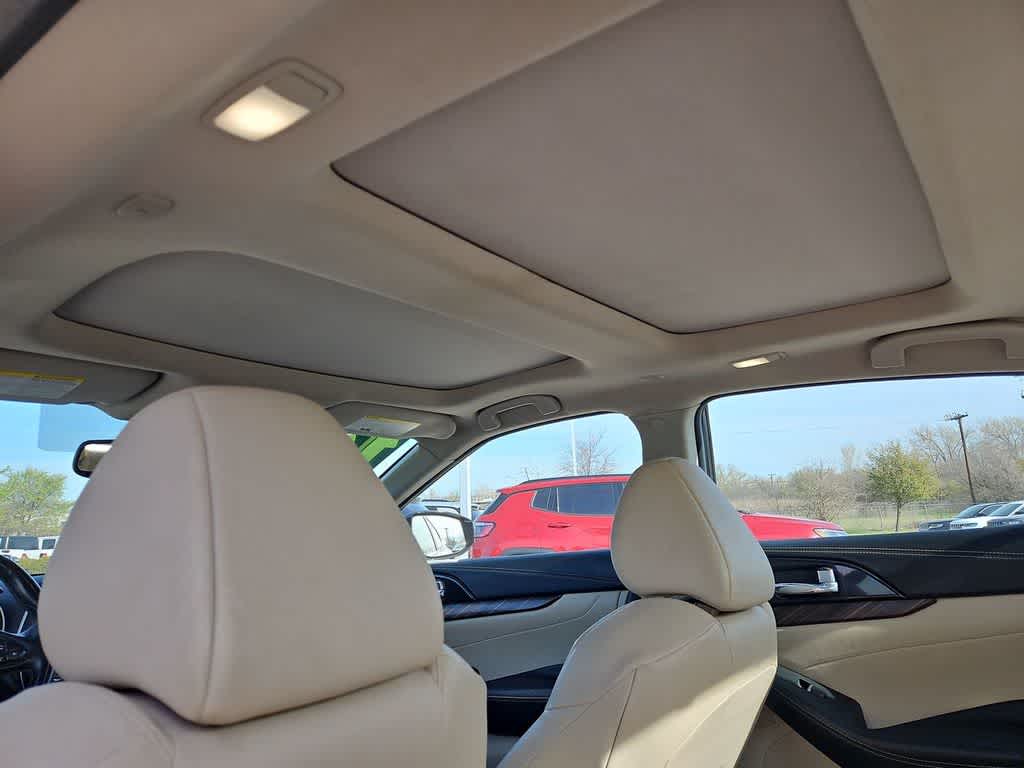 Thumbnail: 2016 Nissan Maxima - 19