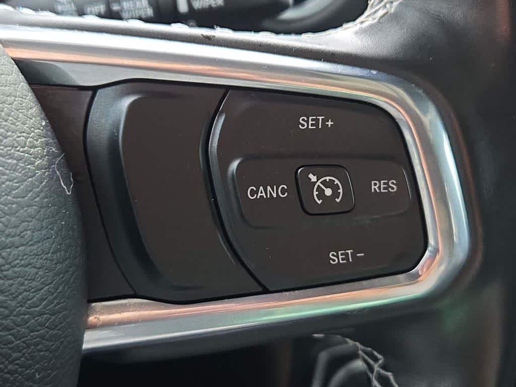 Thumbnail: 2022 Jeep Wrangler - 25