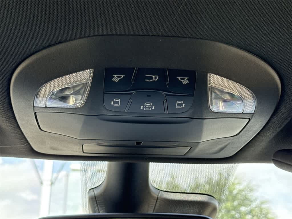 Thumbnail: 2025 Chrysler Pacifica - 20