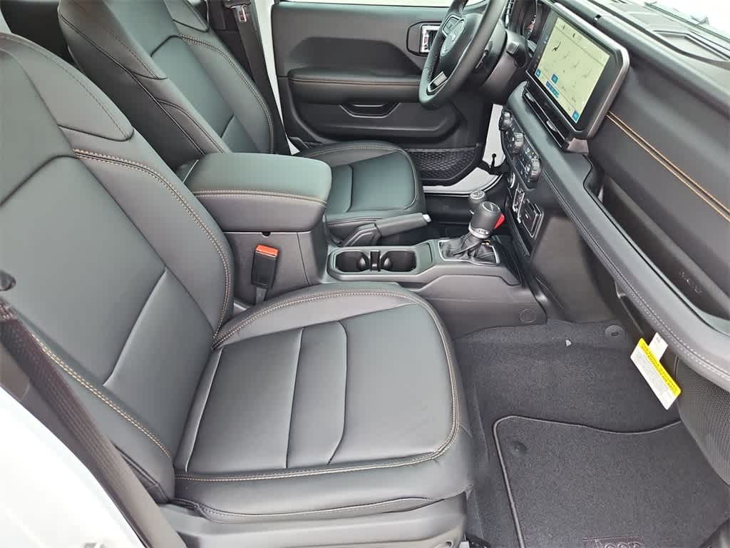 Thumbnail: 2026 Jeep Gladiator - 23