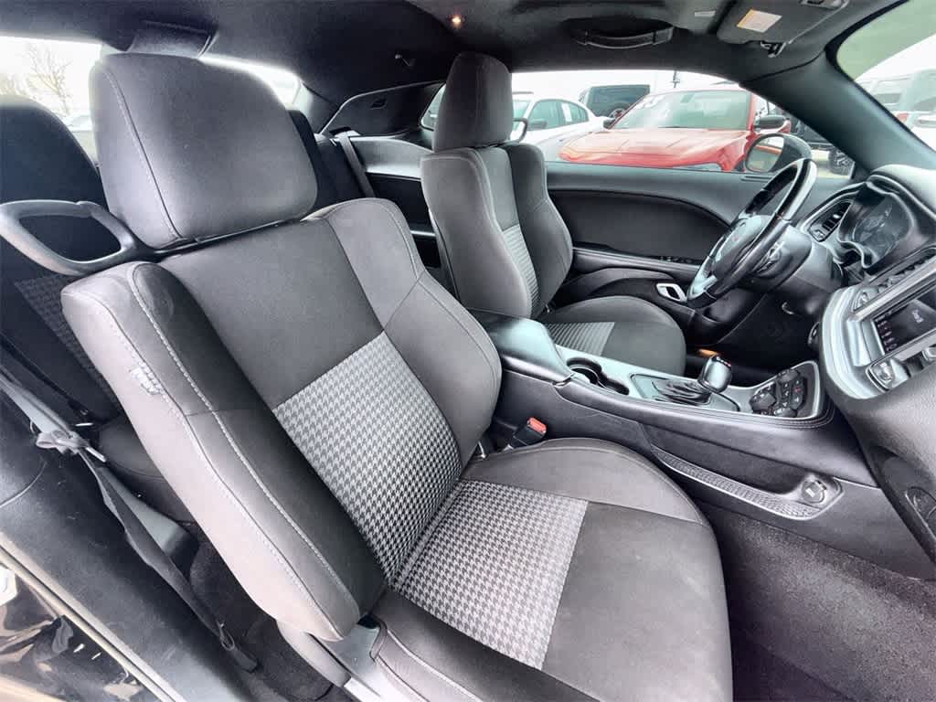 Thumbnail: 2021 Dodge Challenger - 13