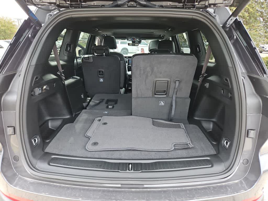 Thumbnail: 2025 Jeep Grand Cherokee L - 34