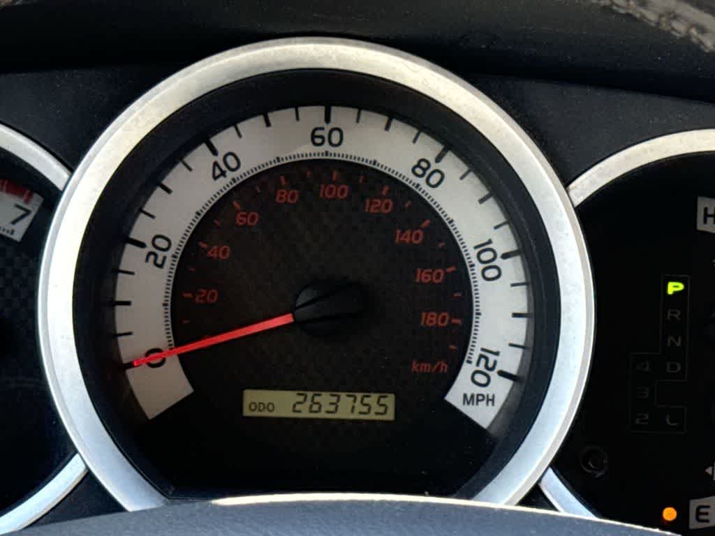 Thumbnail: 2013 Toyota Tacoma - 18