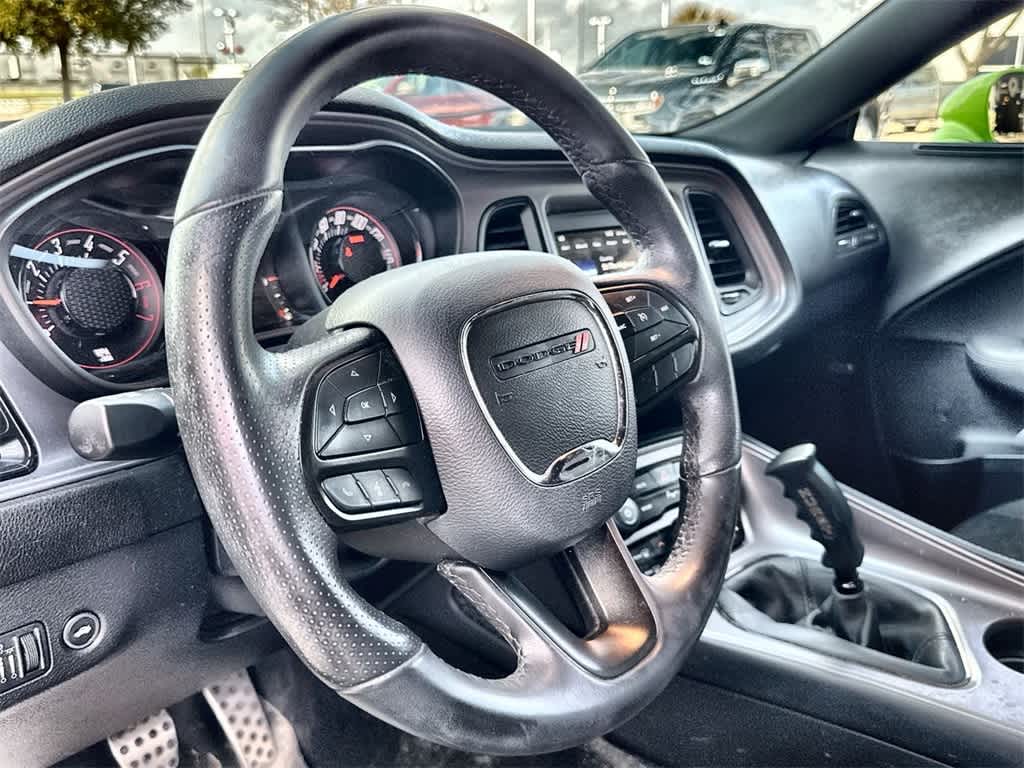 2023 Dodge Challenger R/T photo 2