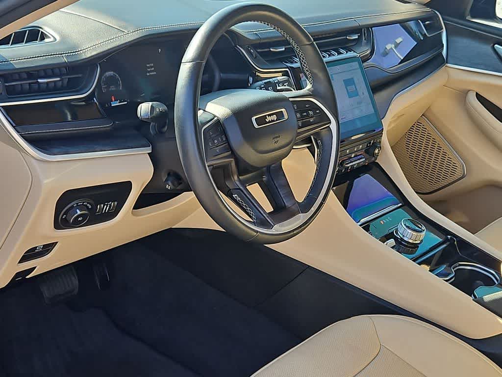 Thumbnail: 2022 Jeep Grand Cherokee - 10