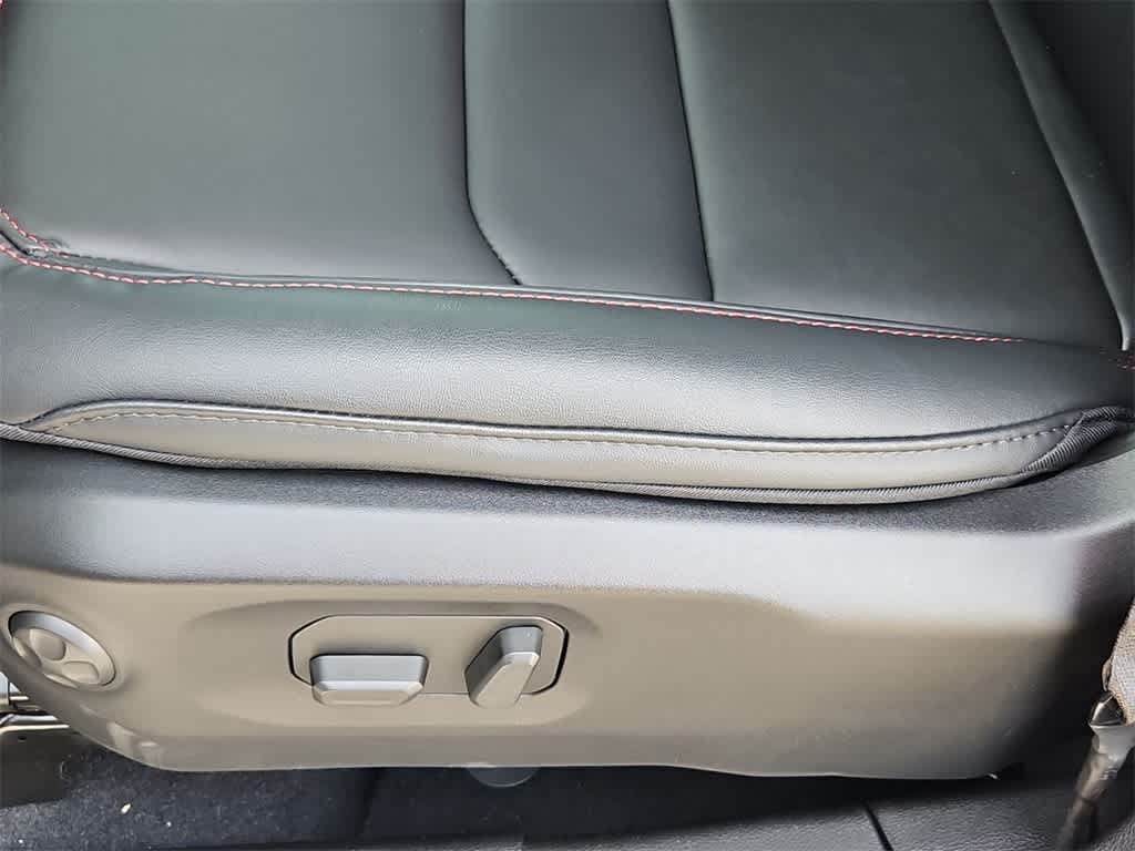 Thumbnail: 2026 Jeep Gladiator - 18