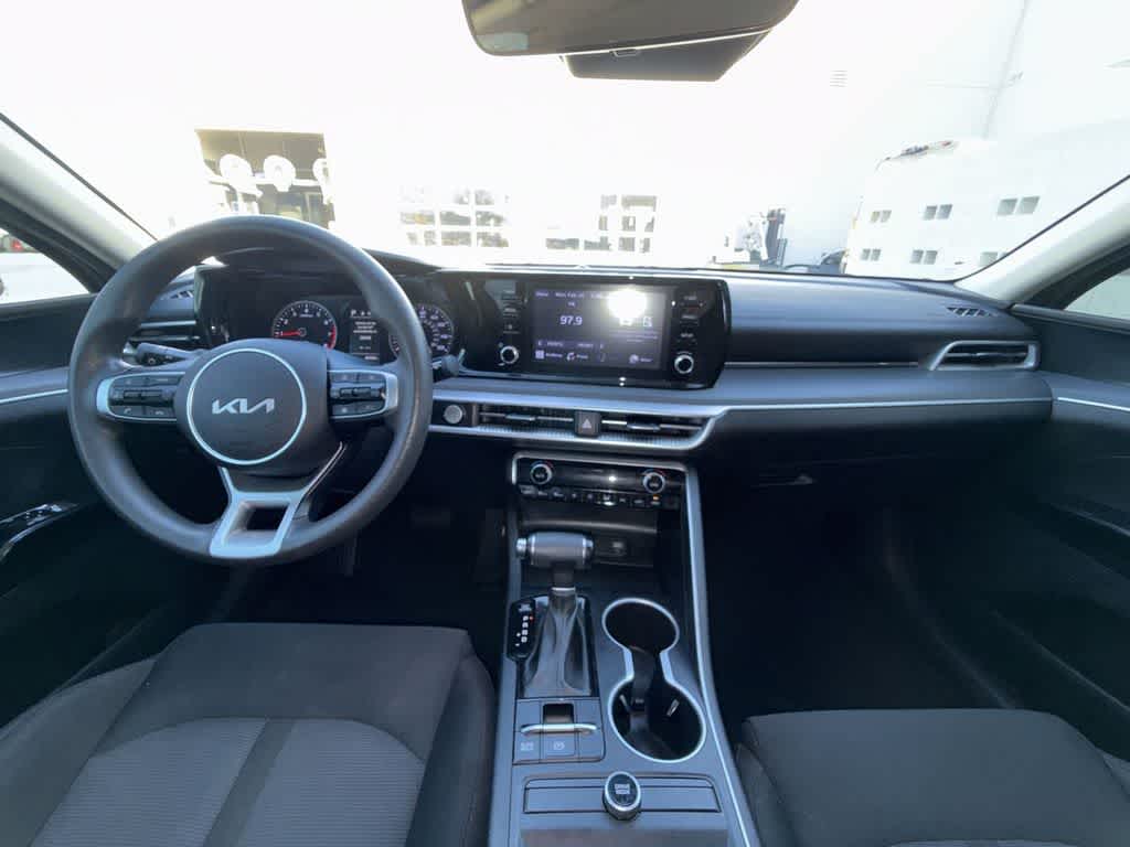 Thumbnail: 2022 Kia K5 - 15