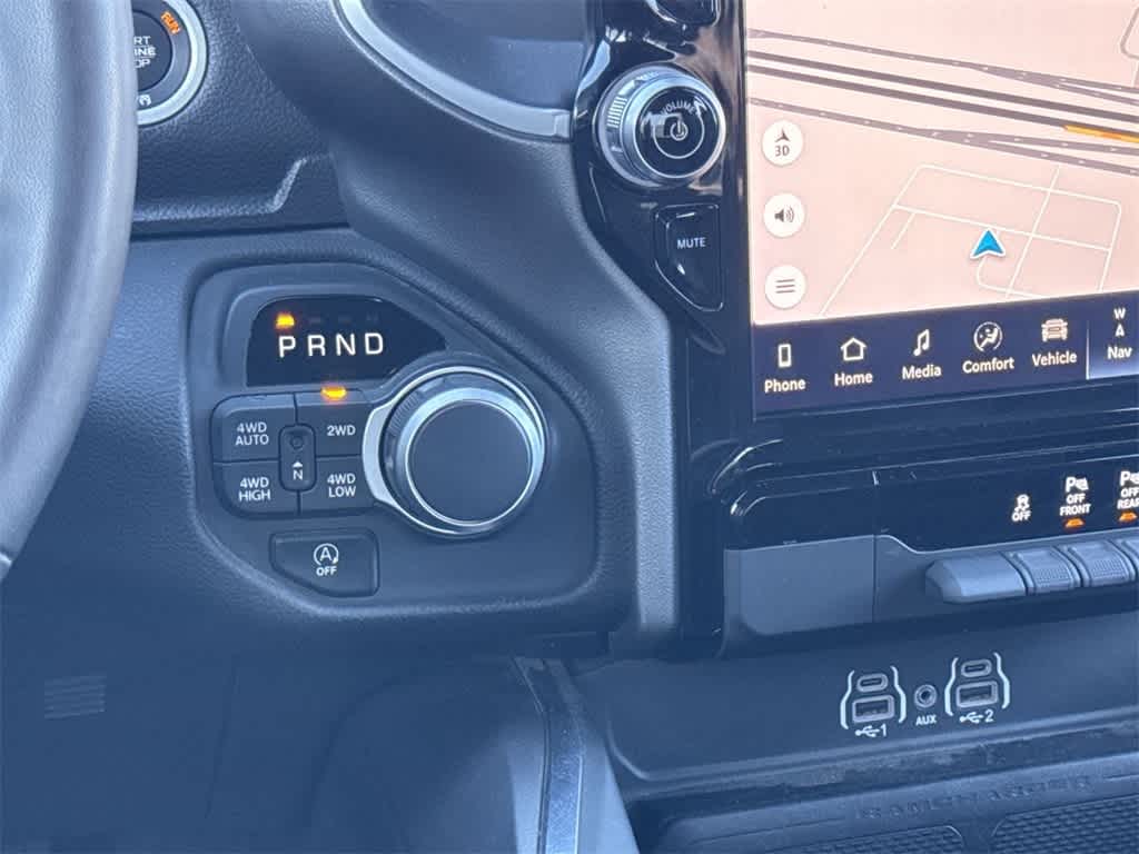 Thumbnail: 2025 RAM 1500 - 17