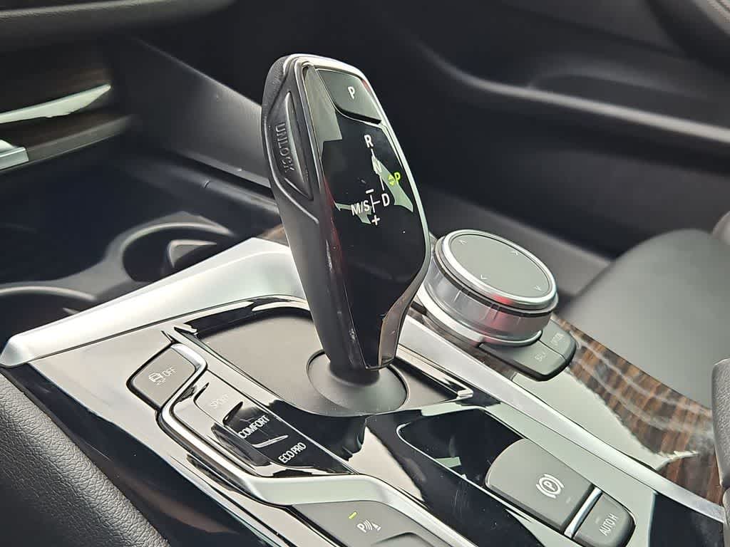 Thumbnail: 2020 BMW 5 Series - 34