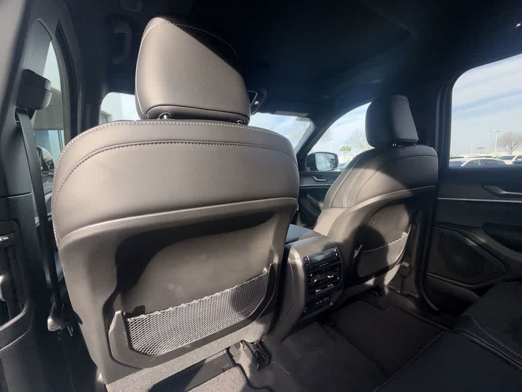 Thumbnail: 2026 Jeep Grand Cherokee L - 12