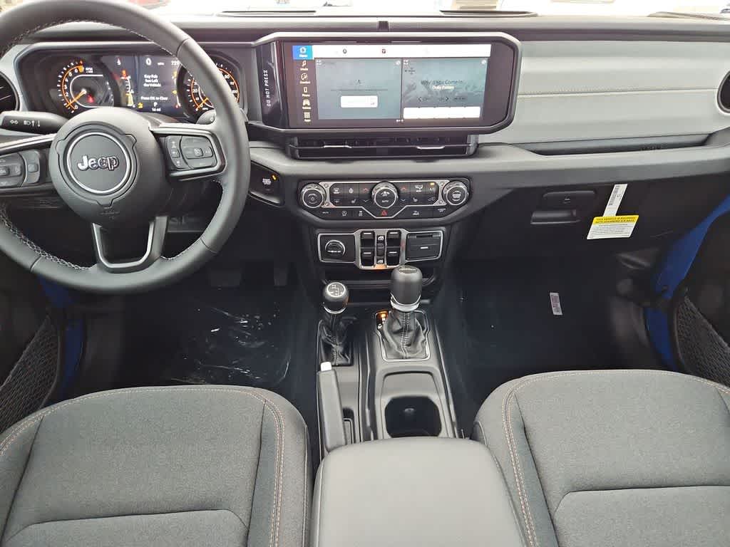 Thumbnail: 2026 Jeep Gladiator - 16