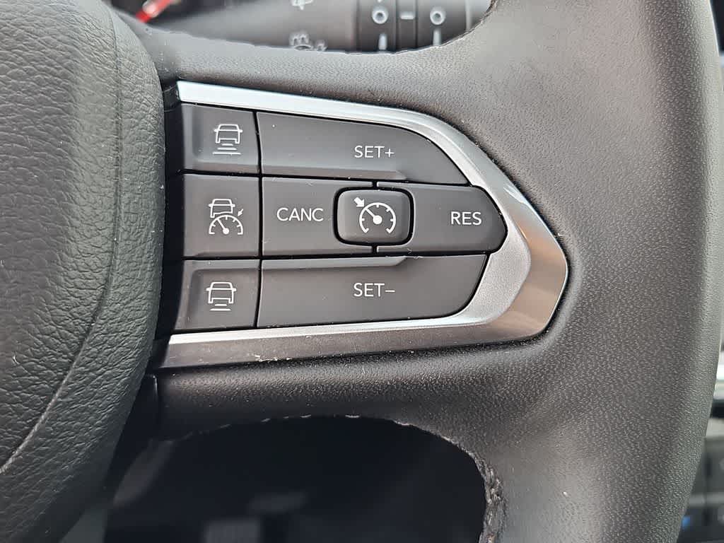 Thumbnail: 2024 Jeep Compass - 25