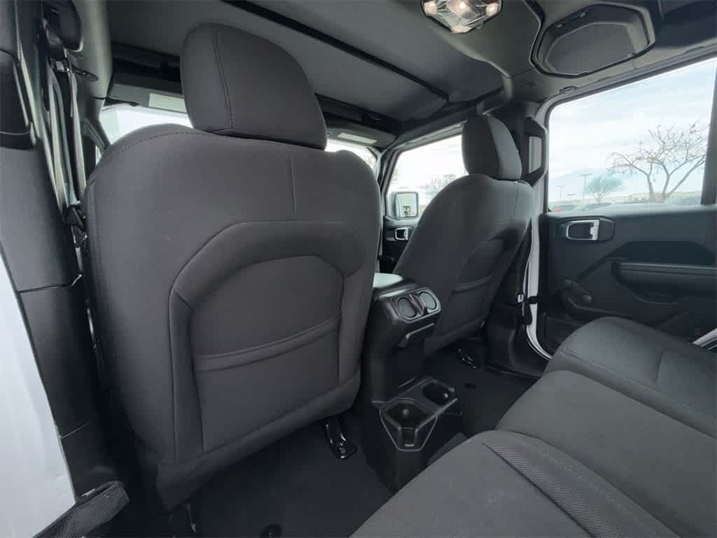 Thumbnail: 2023 Jeep Gladiator - 11