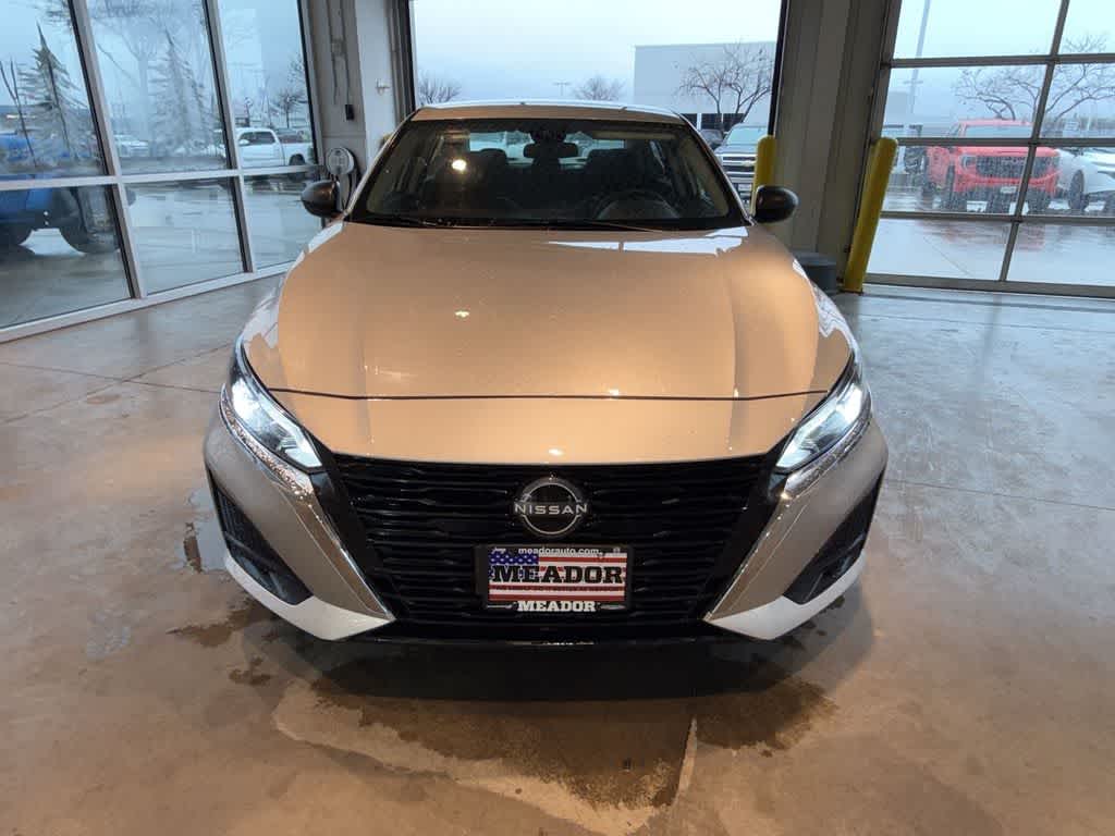 Thumbnail: 2024 Nissan Altima - 7