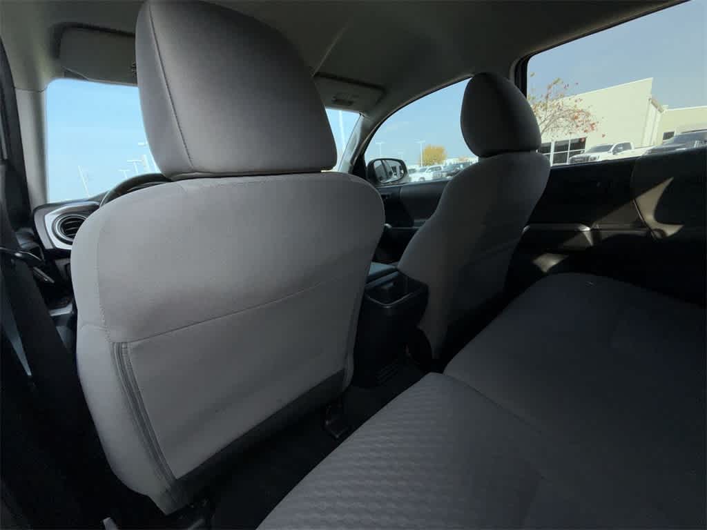 Thumbnail: 2022 Toyota Tacoma - 12