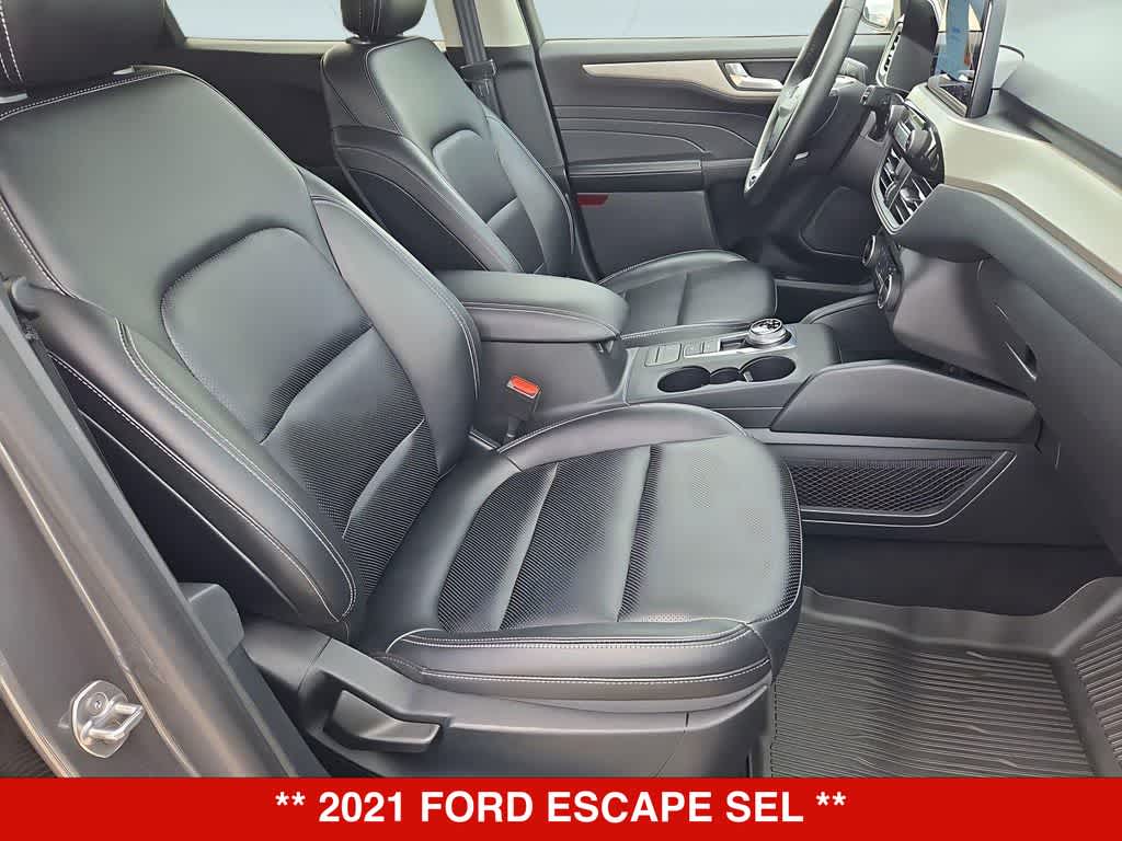 Thumbnail: 2021 Ford Escape - 22