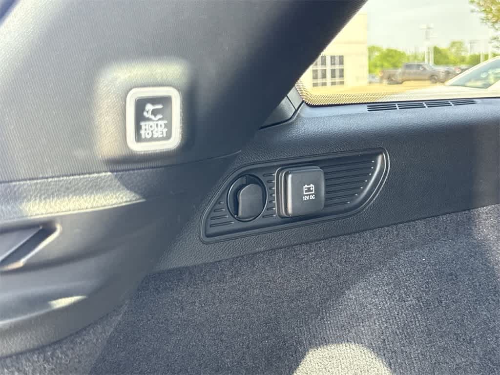 Thumbnail: 2025 Jeep Grand Cherokee - 21