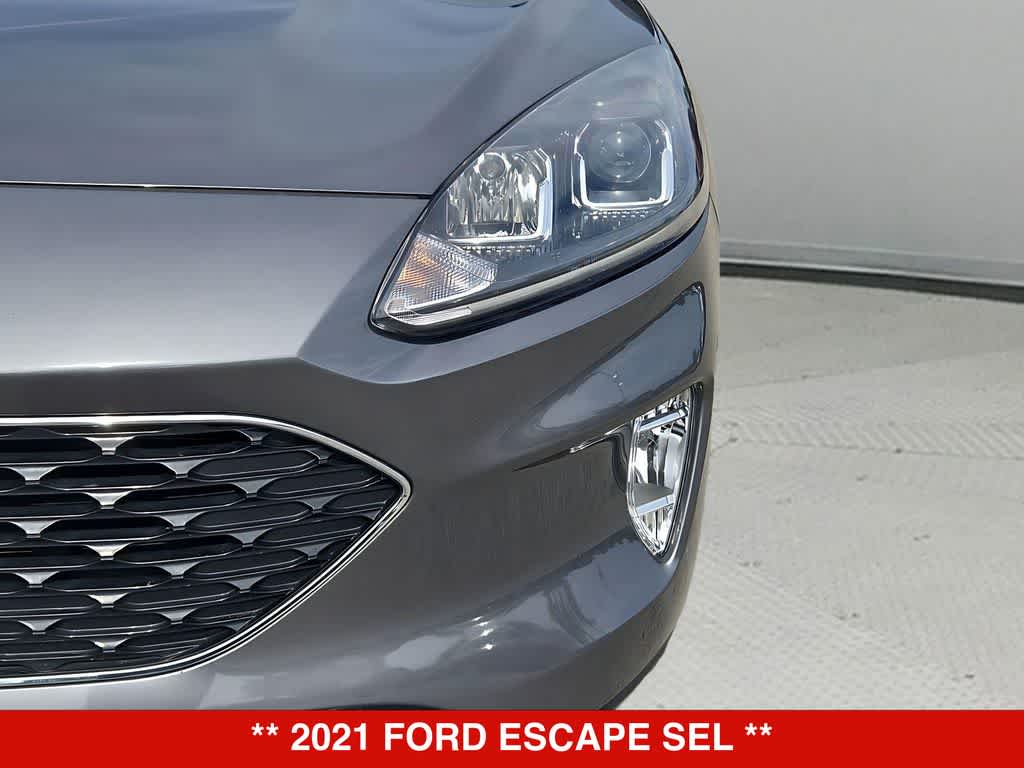 Thumbnail: 2021 Ford Escape - 11