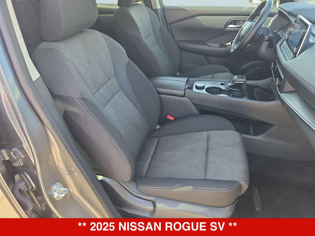 Thumbnail: 2025 Nissan Rogue - 20