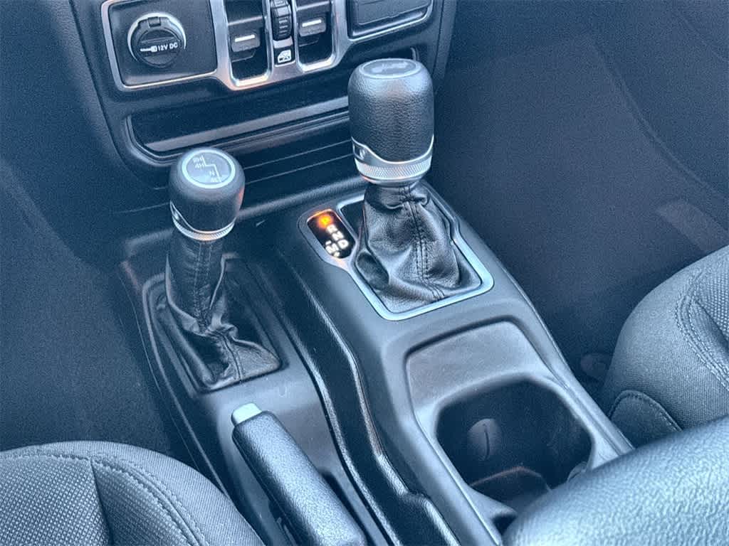 Thumbnail: 2021 Jeep Wrangler - 16