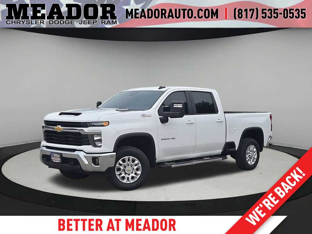 2024 Chevrolet Silverado HD LT 4WD Crew Cab Standard Box's photo