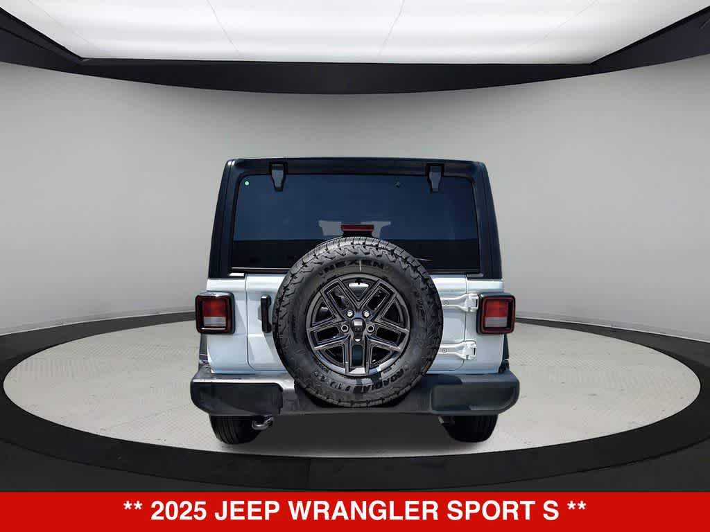 Thumbnail: 2025 Jeep Wrangler - 5