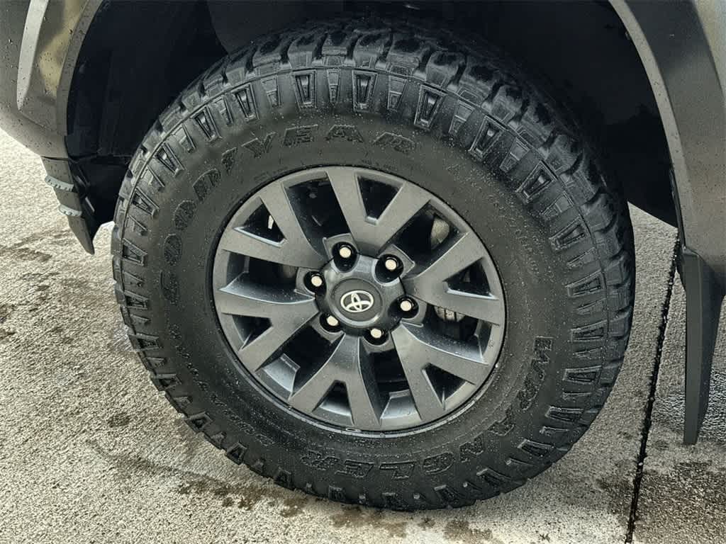 Thumbnail: 2023 Toyota Tacoma - 10