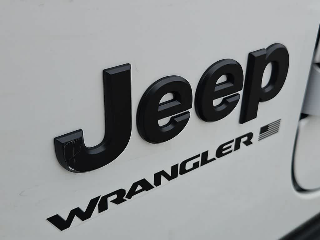 Thumbnail: 2026 Jeep Wrangler - 12