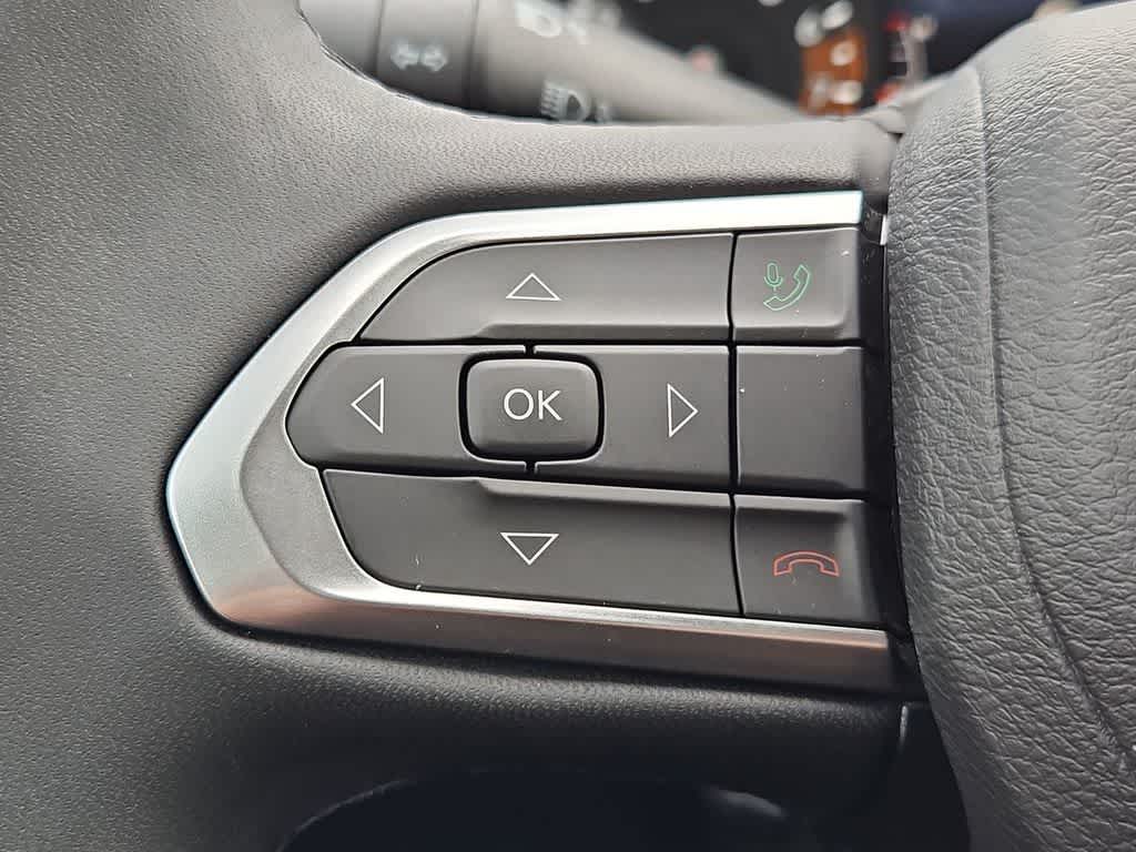 Thumbnail: 2024 Jeep Compass - 24