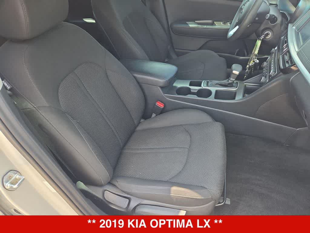 Thumbnail: 2019 Kia Optima - 20