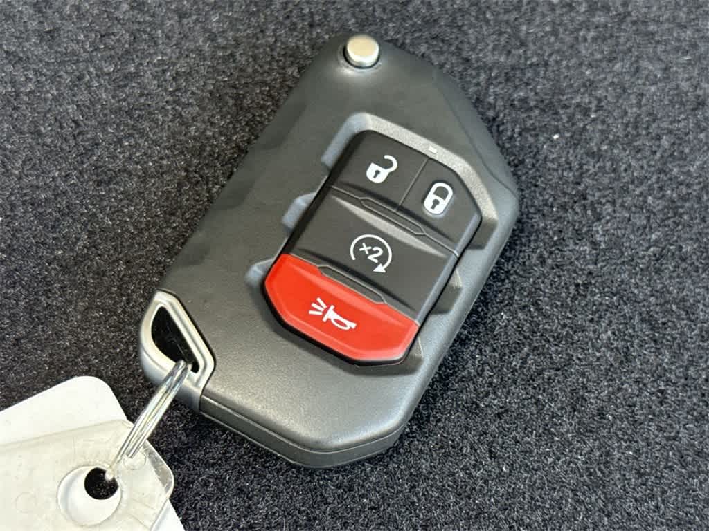 Thumbnail: 2025 Jeep Wrangler - 22