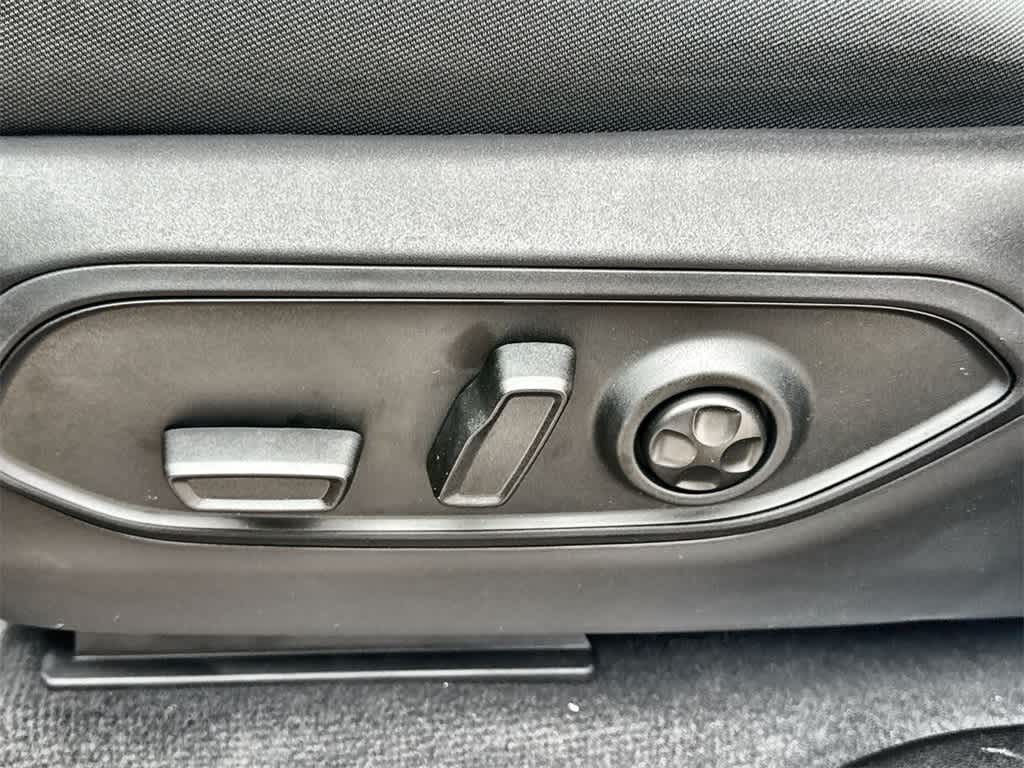 Thumbnail: 2025 Jeep Grand Cherokee - 24