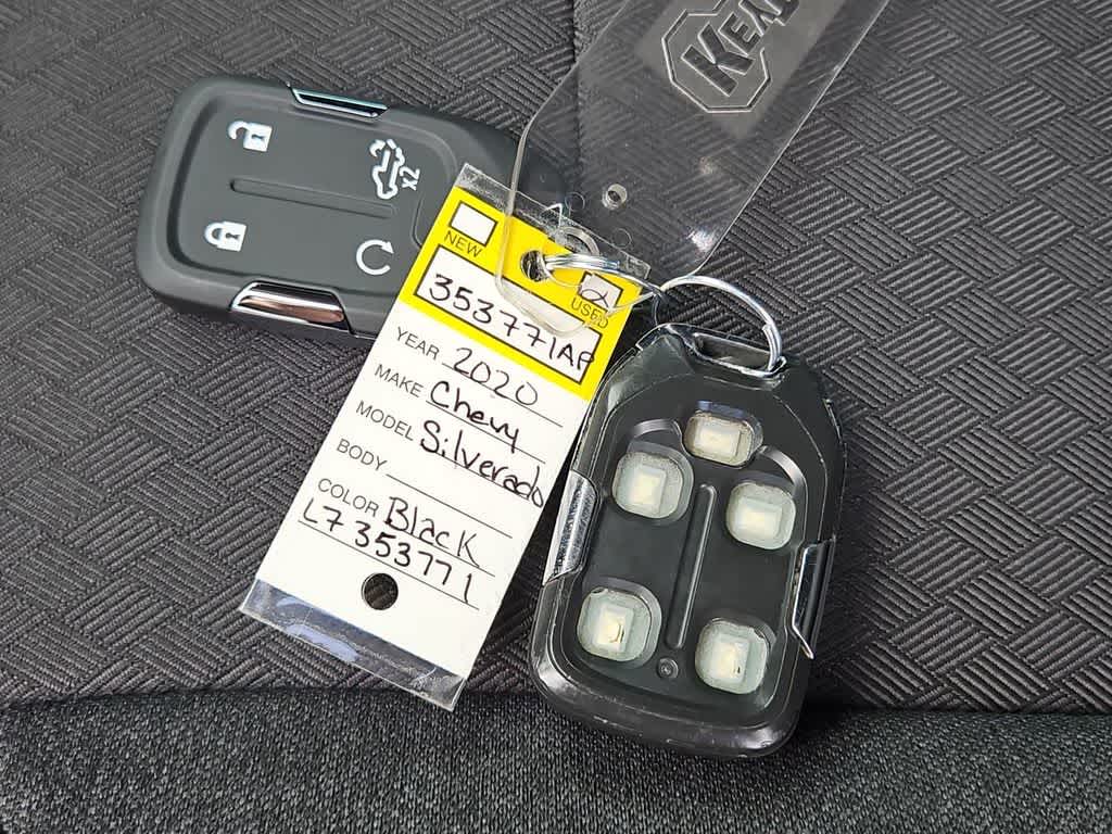 Thumbnail: 2020 Chevrolet Silverado 1500 - 35